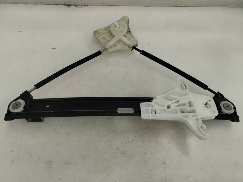 ELEVALUNAS TRASERO IZQUIERDO SEAT ARONA 2018 1.6 TDI (95 CV)