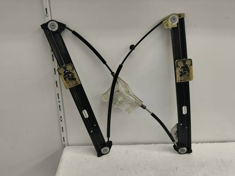 ELEVALUNAS DELANTERO DERECHO SEAT ARONA 2018 1.6 TDI (95 CV)