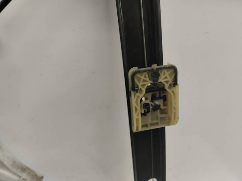 ELEVALUNAS DELANTERO DERECHO SEAT ARONA 2018 1.6 TDI (95 CV)