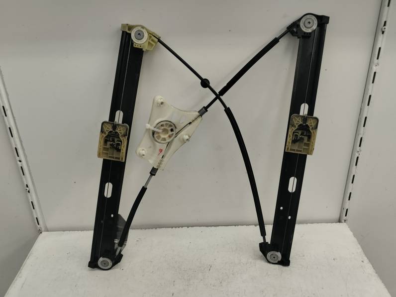 ELEVALUNAS DELANTERO IZQUIERDO SEAT ARONA 2018 1.6 TDI (95 CV)