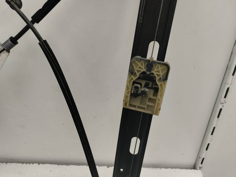 ELEVALUNAS DELANTERO IZQUIERDO SEAT ARONA 2018 1.6 TDI (95 CV)