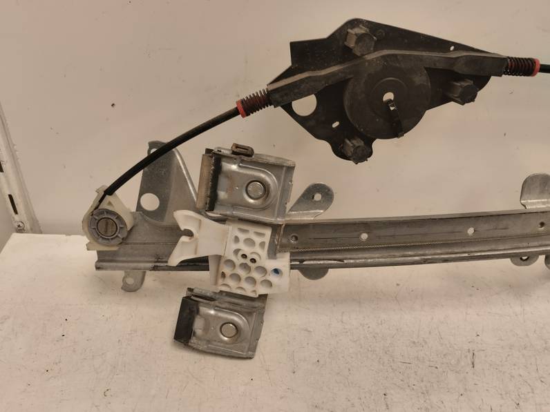 ELEVALUNAS DELANTERO DERECHO FORD FIESTA 2008 1.4 TDCI (68 CV)