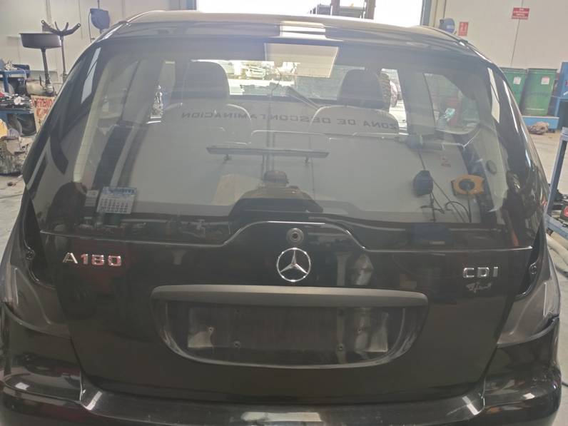 PORTON TRASERO MERCEDES CLASE A 2009 2.0 CDI (109 CV)
