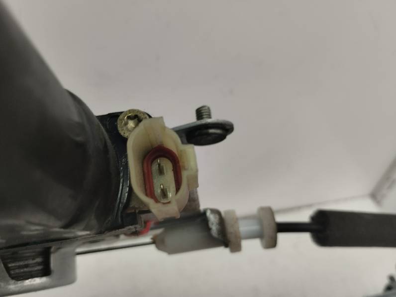 ELEVALUNAS TRASERO IZQUIERDO HYUNDAI ACCENT 2005 1.3 (86 CV)