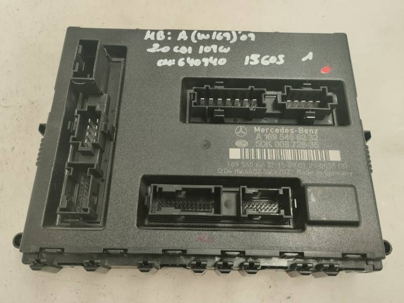 CAJA RELES FUSIBLES MERCEDES CLASE A 2009 2.0 CDI (109 CV)