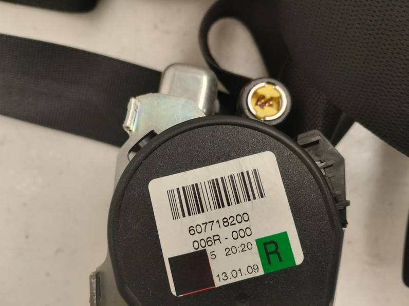 CINTURON SEGURIDAD DELANTERO DERECHO MERCEDES CLASE A 2009 2.0 CDI (109 CV)