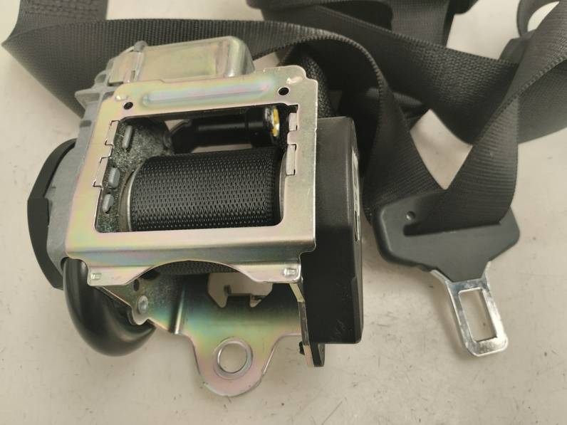 CINTURON SEGURIDAD TRASERO DERECHO MERCEDES CLASE A 2009 2.0 CDI (109 CV)