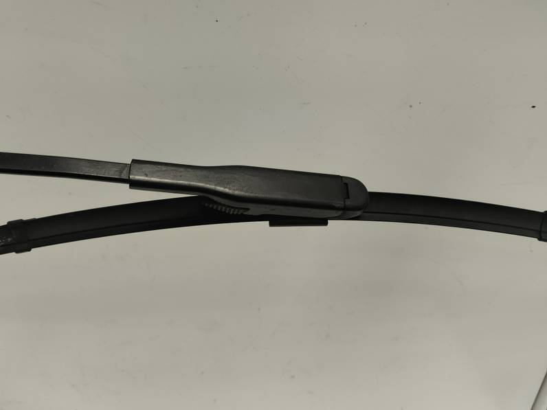 BRAZO LIMPIA DELANTERO DERECHO MERCEDES CLASE A 2009 2.0 CDI (109 CV)