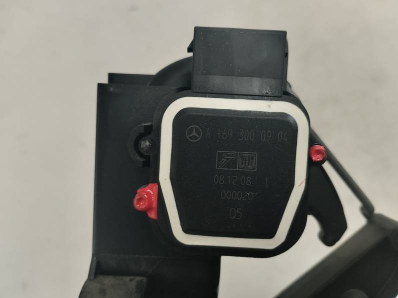 POTENCIOMETRO PEDAL MERCEDES CLASE A 2009 2.0 CDI (109 CV)