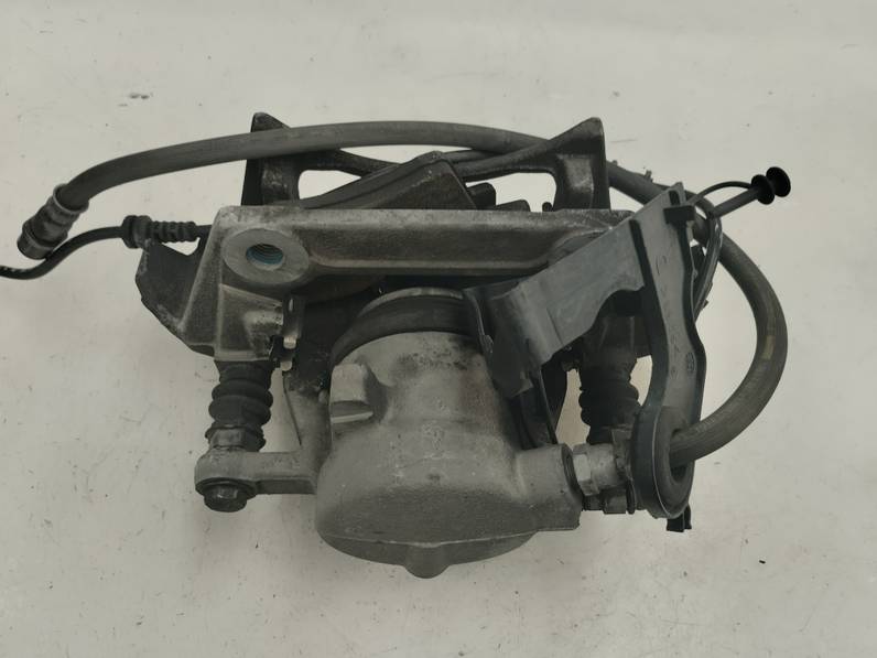 PINZA FRENO DELANTERA DERECHA MERCEDES CLASE A 2009 2.0 CDI (109 CV)