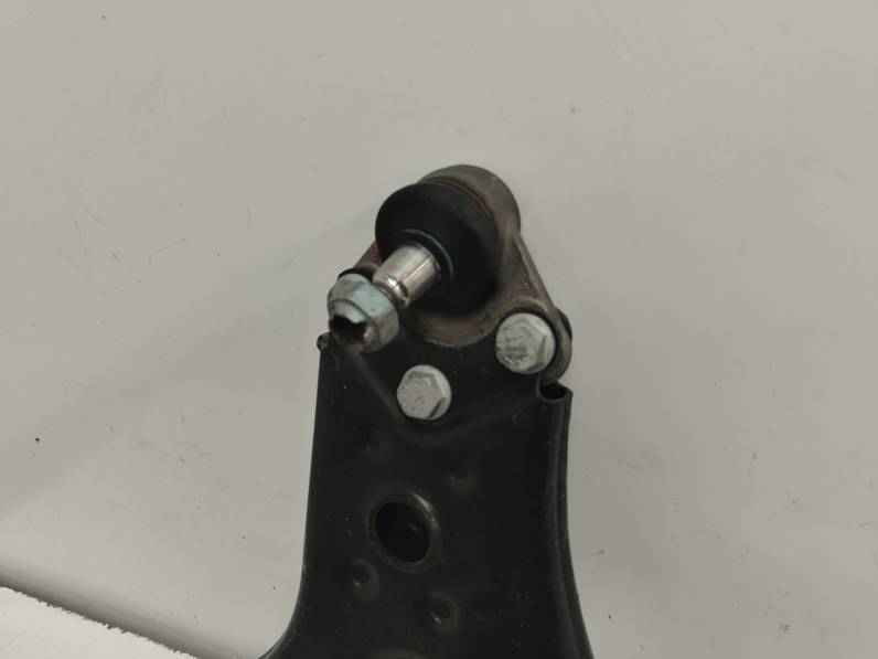 BRAZO SUSPENSION INFERIOR DELANTERO IZQUIERDO MERCEDES CLASE A 2009 2.0 CDI (109 CV)