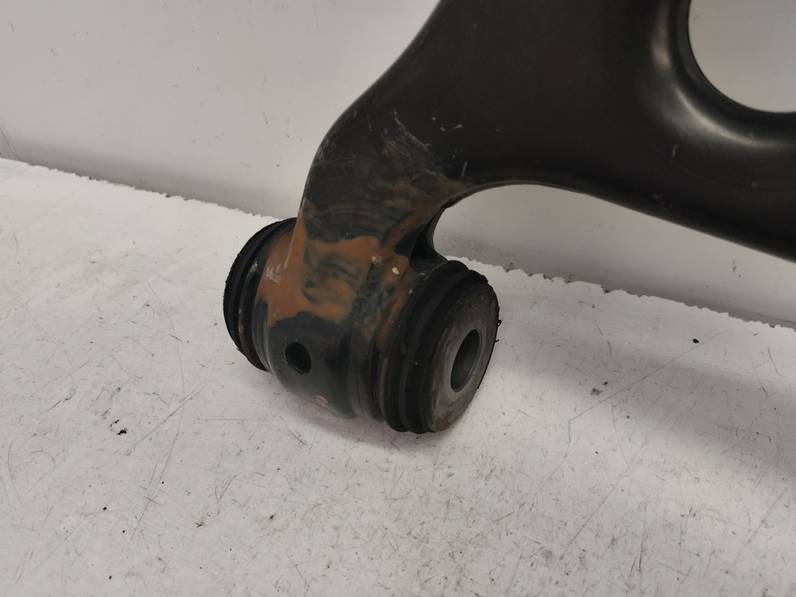 BRAZO SUSPENSION INFERIOR DELANTERO IZQUIERDO MERCEDES CLASE A 2009 2.0 CDI (109 CV)