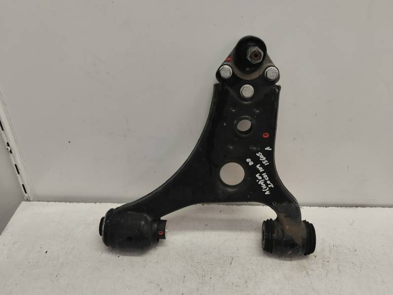 BRAZO SUSPENSION INFERIOR DELANTERO DERECHO MERCEDES CLASE A 2009 2.0 CDI (109 CV)