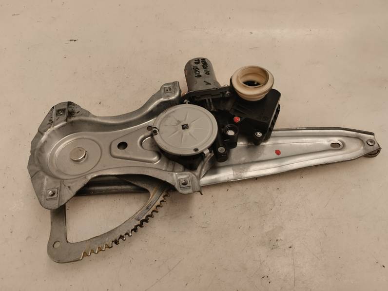 ELEVALUNAS TRASERO DERECHO TOYOTA VERSO 2010 2.0 D-4D (126 CV)