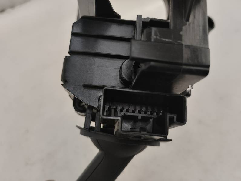 MANDO MULTIFUNCION SEAT IBIZA 2016 1.2 TSI (90 CV)