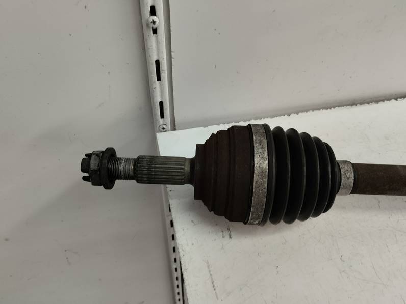 TRANSMISION DELANTERA IZQUIERDA RENAULT CLIO III 2010 1.5 DCI D (86 CV)