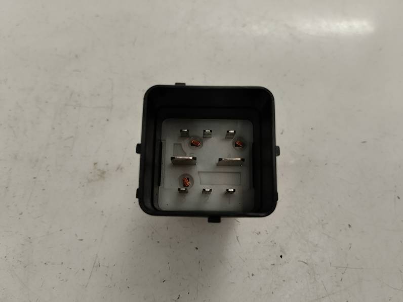 CAJA PRECALENTAMIENTO PEUGEOT 206 2010 1.4 HDI (68 CV)