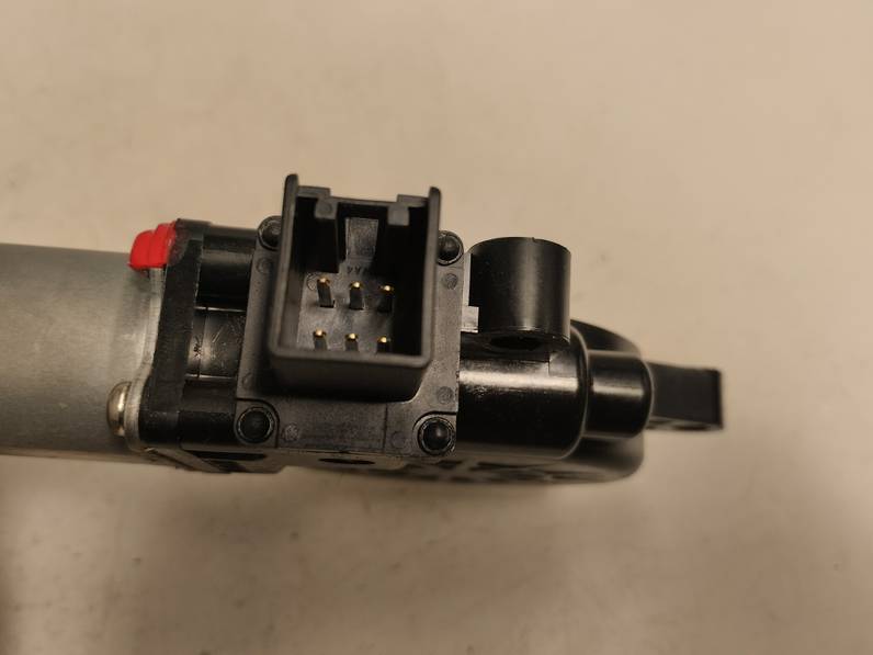 MOTOR ELEVALUNAS TRASERO IZQUIERDO MAZDA 3 LIM 2009 2.2 TURBODIESEL (150 CV)