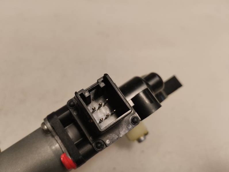 MOTOR ELEVALUNAS TRASERO DERECHO MAZDA 3 LIM 2009 2.2 TURBODIESEL (150 CV)