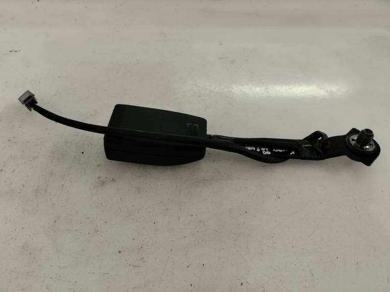 CINTURON SEGURIDAD DELANTERO DERECHO MAZDA 3 LIM 2009 2.2 TURBODIESEL (150 CV)