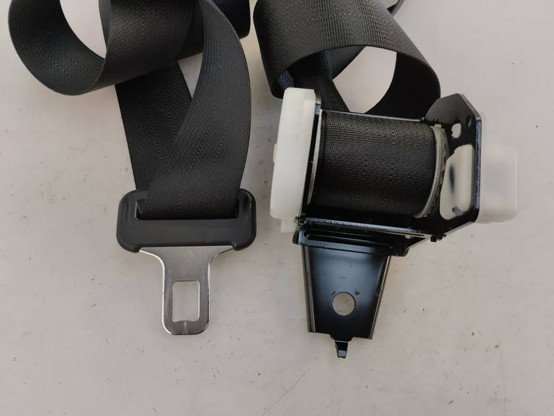 CINTURON SEGURIDAD TRASERO IZQUIERDO MAZDA 3 LIM 2009 2.2 TURBODIESEL (150 CV)