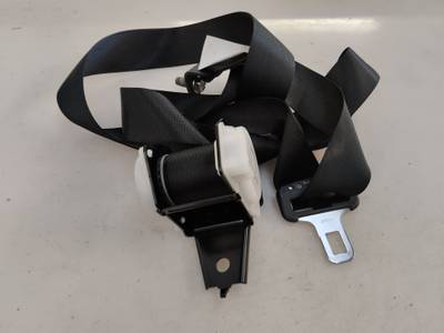 CINTURON SEGURIDAD TRASERO DERECHO MAZDA 3 LIM 2009 2.2 TURBODIESEL (150 CV)