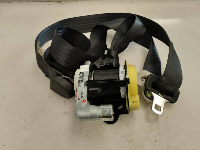 CINTURON SEGURIDAD DELANTERO DERECHO MAZDA 3 LIM 2009 2.2 TURBODIESEL (150 CV)