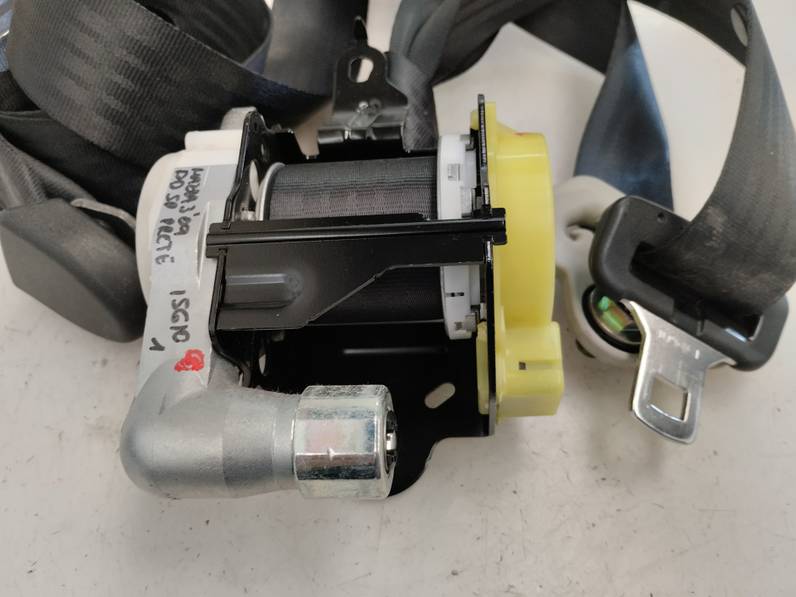 CINTURON SEGURIDAD DELANTERO DERECHO MAZDA 3 LIM 2009 2.2 TURBODIESEL (150 CV)