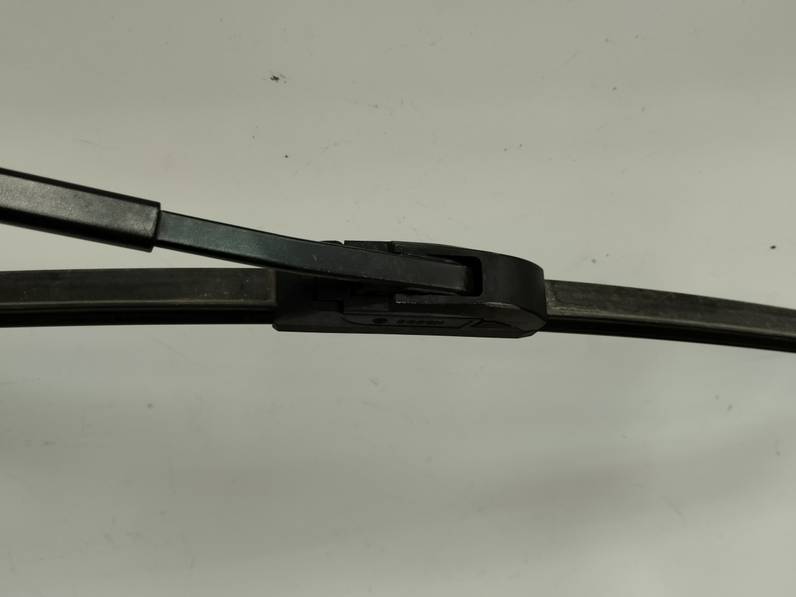 BRAZO LIMPIA DELANTERO DERECHO MAZDA 3 LIM 2009 2.2 TURBODIESEL (150 CV)