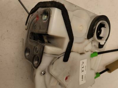 CERRADURA PUERTA DELANTERA IZQUIERDA MAZDA 3 LIM 2009 2.2 TURBODIESEL (150 CV)