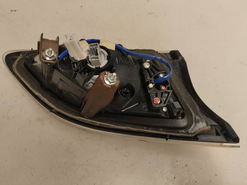 PILOTO TRASERO DERECHO INTERIOR MAZDA 3 LIM 2009 2.2 TURBODIESEL (150 CV)