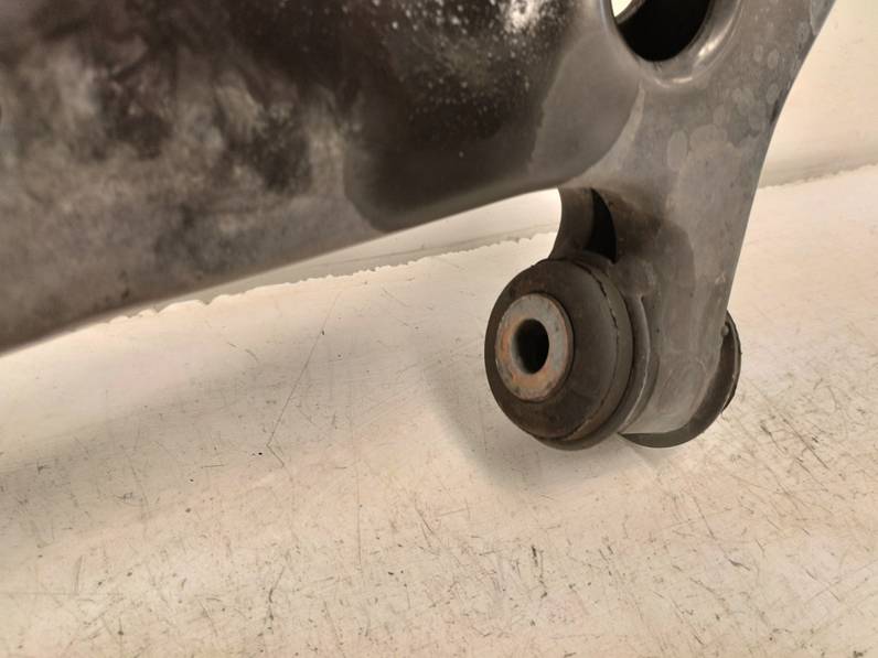 BRAZO SUSPENSION INFERIOR DELANTERO IZQUIERDO MAZDA 3 LIM 2009 2.2 TURBODIESEL (150 CV)