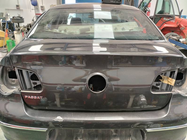 PORTON TRASERO VOLKSWAGEN PASSAT BERLINA 2008 2.0 TDI DPF (170 CV)