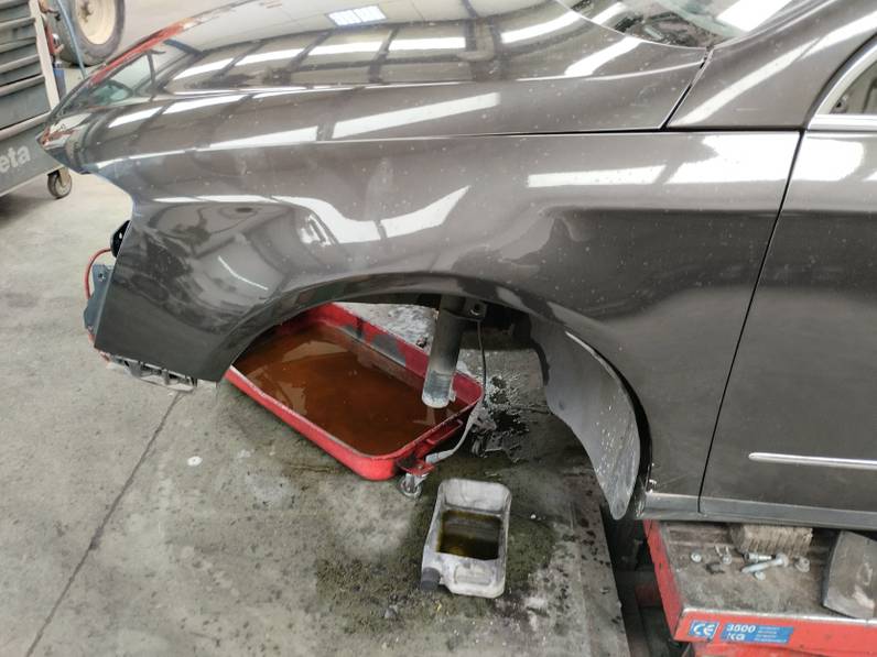 ALETA DELANTERA DERECHA VOLKSWAGEN PASSAT BERLINA 2008 2.0 TDI DPF (170 CV)