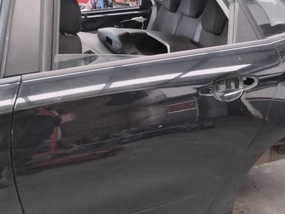 PUERTA TRASERA IZQUIERDA CITROEN C4 LIM 2014 1.4 16V (95 CV)