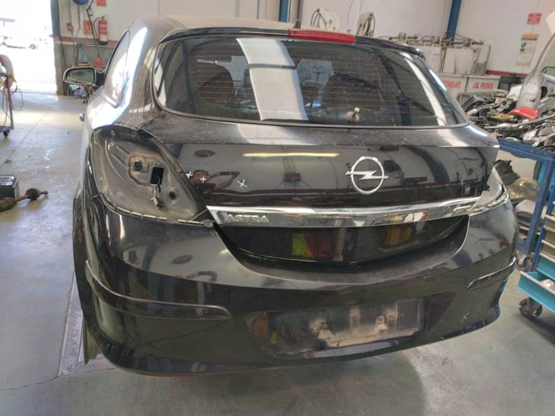 PORTON TRASERO OPEL ASTRA GTC 2006 1.9 CDTI (120 CV)