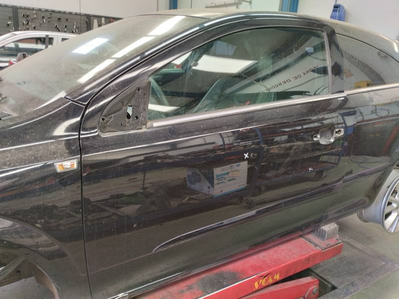 PUERTA DELANTERA IZQUIERDA OPEL ASTRA GTC 2006 1.9 CDTI (120 CV)