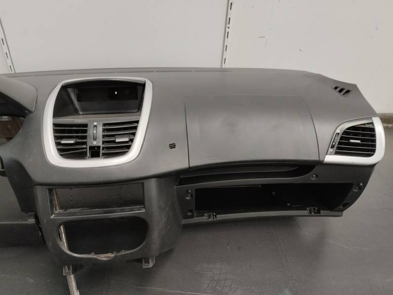 SALPICADERO PEUGEOT 206 2011 1.4 HDI (68 CV)