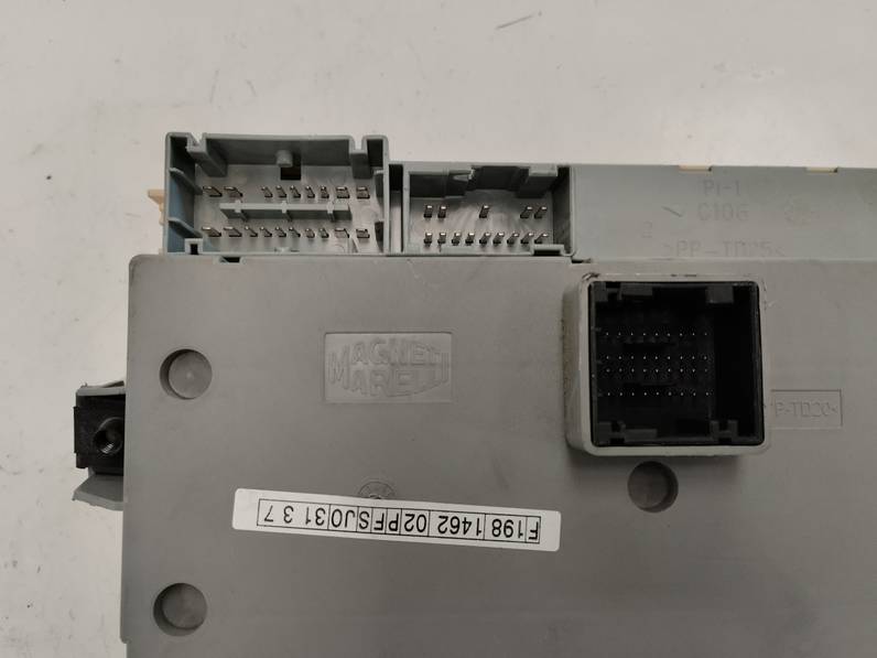 CAJA RELES FUSIBLES FIAT BRAVO 2007 1.9 8V JTD (120 CV)