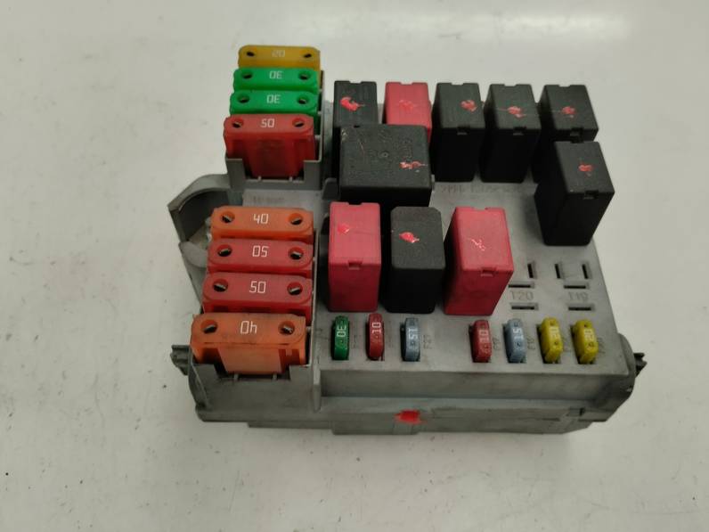 CAJA RELES FUSIBLES FIAT BRAVO 2007 1.9 8V JTD (120 CV)