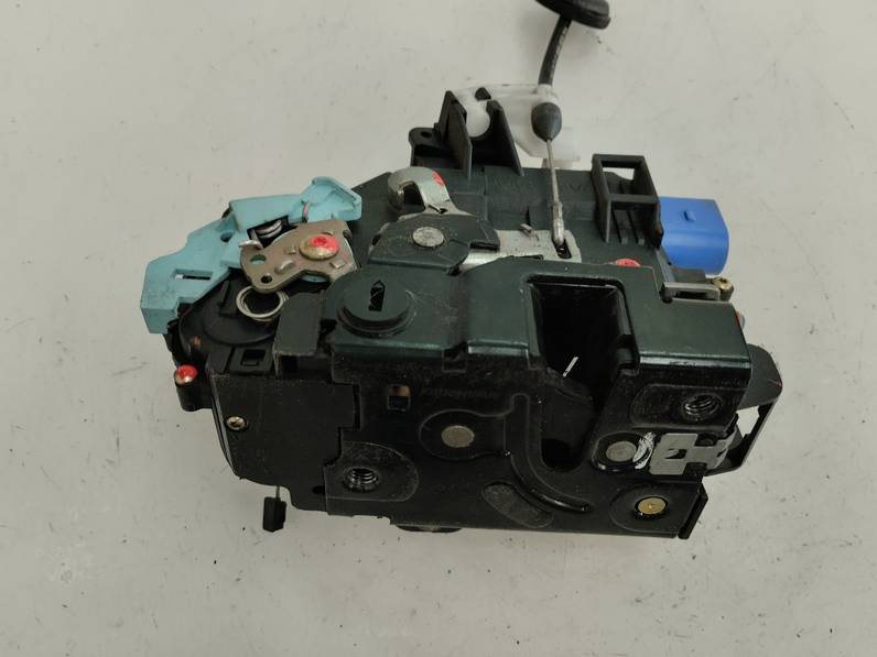 CERRADURA PUERTA TRASERA IZQUIERDA VOLKSWAGEN GOLF V BERLINA 2004 1.9 TDI (105 CV)