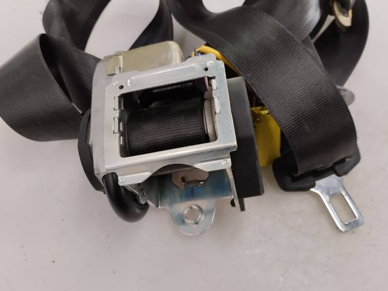 CINTURON SEGURIDAD DELANTERO DERECHO VOLKSWAGEN GOLF V BERLINA 2004 1.9 TDI (105 CV)