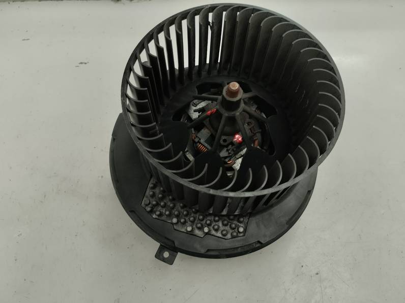 MOTOR CALEFACCION VOLKSWAGEN PASSAT BERLINA 2008 2.0 TDI DPF (170 CV)