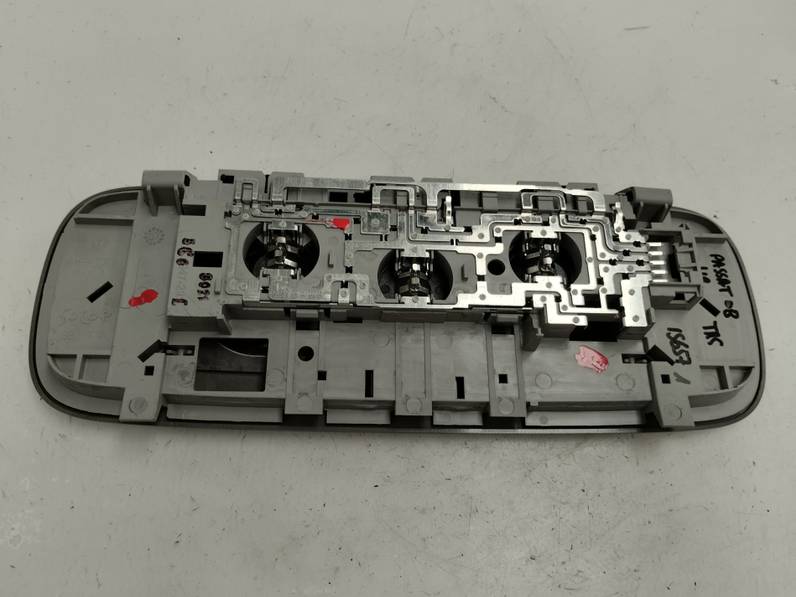 LUZ INTERIOR VOLKSWAGEN PASSAT BERLINA 2008 2.0 TDI DPF (170 CV)