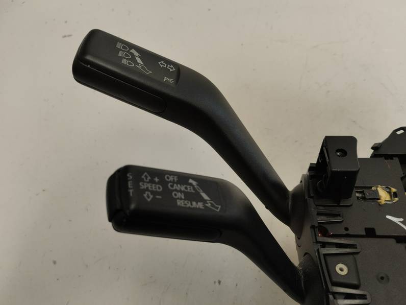 MANDO MULTIFUNCION VOLKSWAGEN PASSAT BERLINA 2008 2.0 TDI DPF (170 CV)