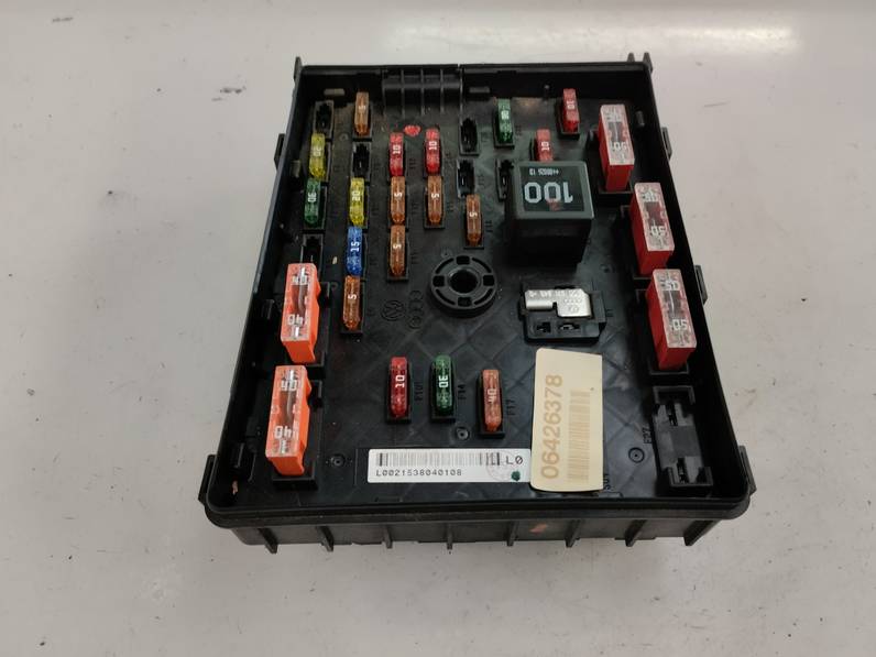 CAJA RELES FUSIBLES VOLKSWAGEN PASSAT BERLINA 2008 2.0 TDI DPF (170 CV)