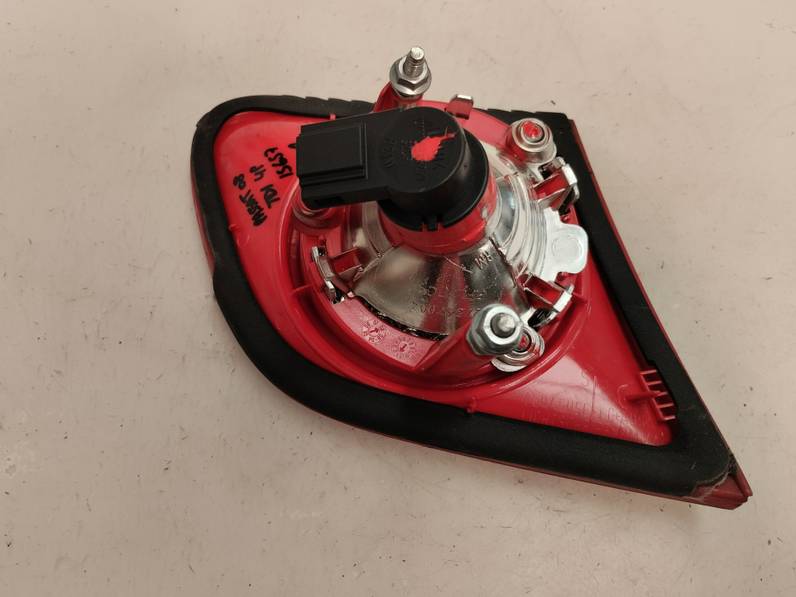 PILOTO TRASERO DERECHO VOLKSWAGEN PASSAT BERLINA 2008 2.0 TDI DPF (170 CV)