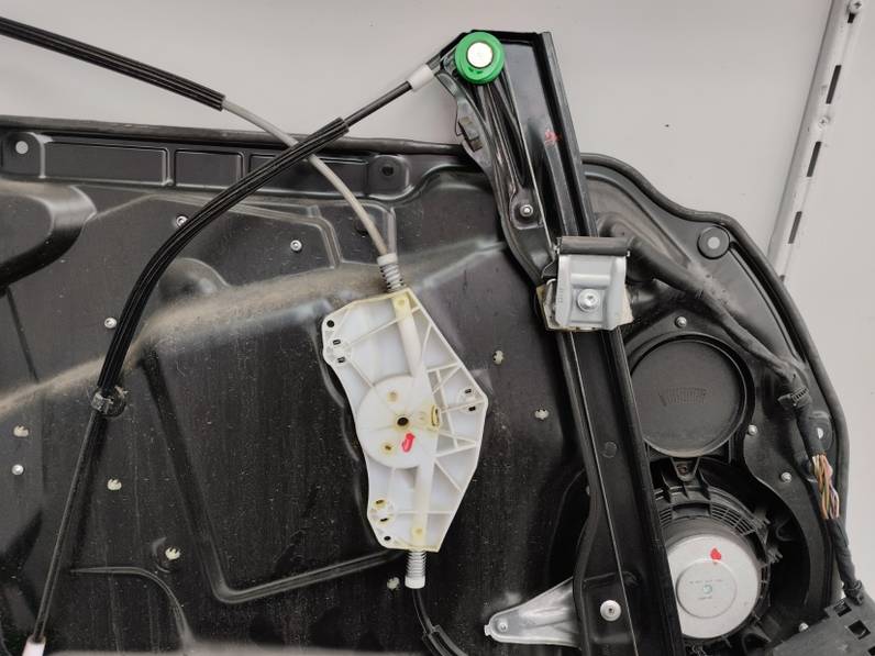 ELEVALUNAS DELANTERO DERECHO VOLKSWAGEN PASSAT BERLINA 2008 2.0 TDI DPF (170 CV)