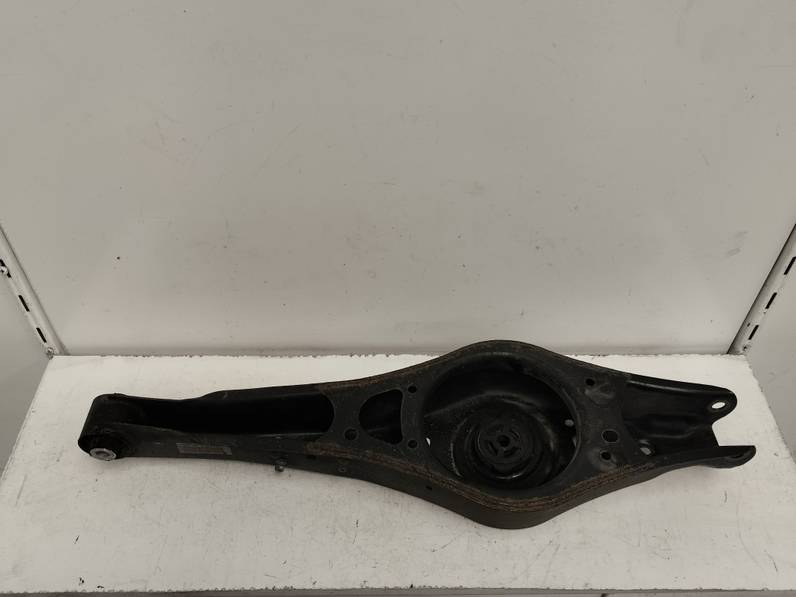 BRAZO SUSPENSION INFERIOR TRASERO IZQUIERDO VOLKSWAGEN PASSAT BERLINA 2008 2.0 TDI DPF (170 CV)