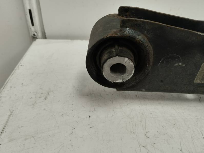 BRAZO SUSPENSION INFERIOR TRASERO IZQUIERDO VOLKSWAGEN PASSAT BERLINA 2008 2.0 TDI DPF (170 CV)